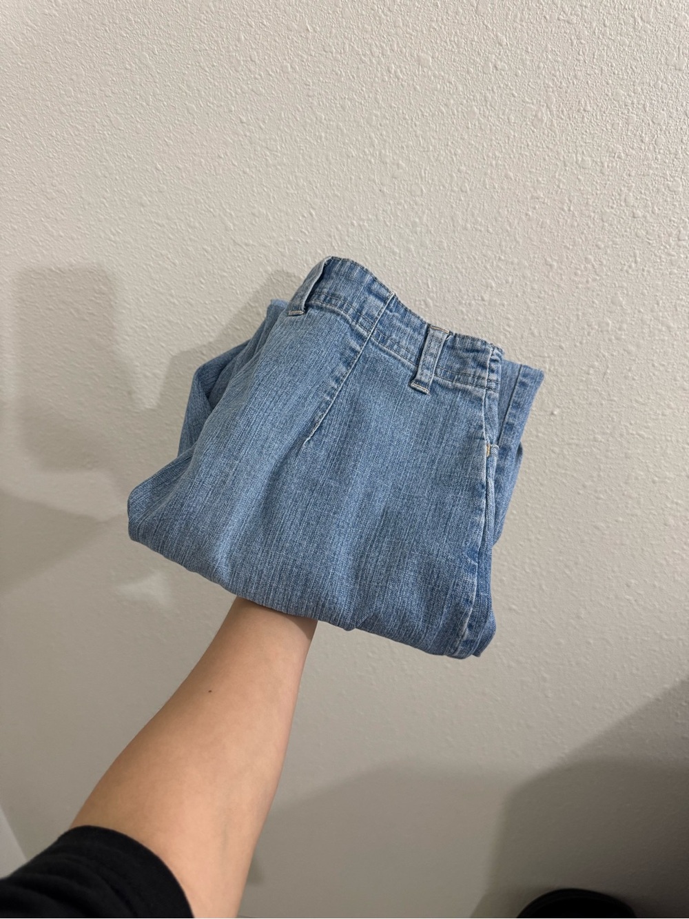 Blue capris